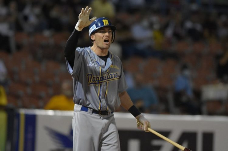 Magallanes vino de atrás y derrotó al Caracas