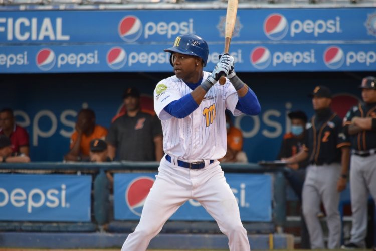 Magallanes blanqueó al Caracas y ganó la serie