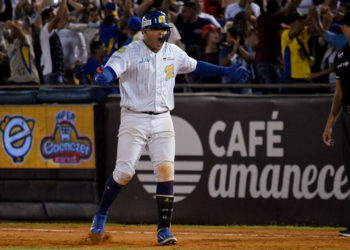Magallanes igualó la serie con remontada épica