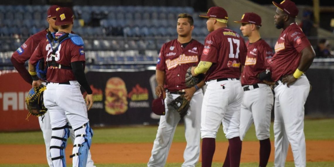 Tiburones derrota a Magallanes nueve carreras por una