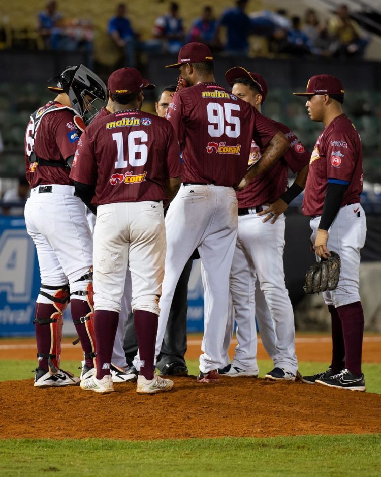 Magallanes derrotó a las Águilas en Valencia