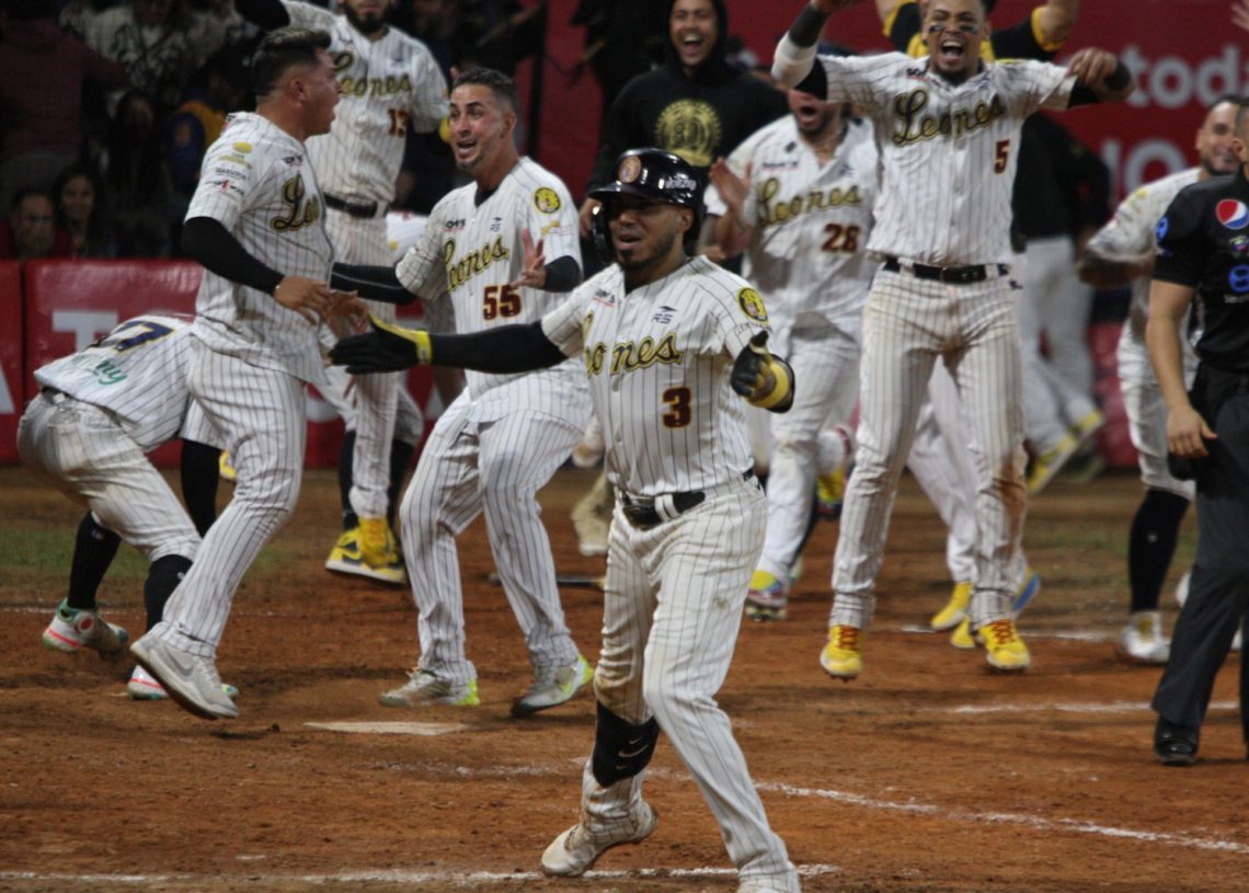 Leones del Caracas campeón de la temporada 2022-2023