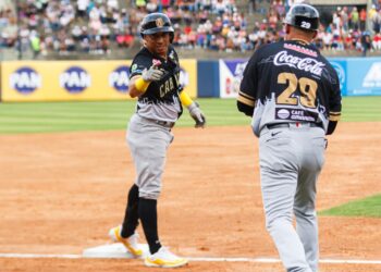 Caracas le dio la vuelta a La Guaira en el noveno