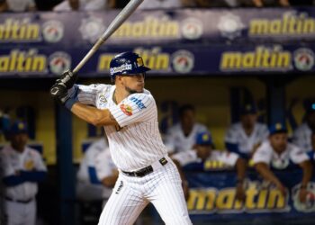 Magallanes consigue su primera victoria