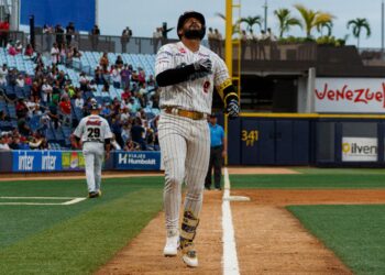 Caracas derrotó al Zulia en el primero de la serie en Maracaibo