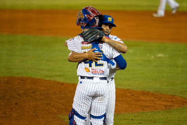 Magallanes consigue su tercera victoria consecutiva ante Caribes