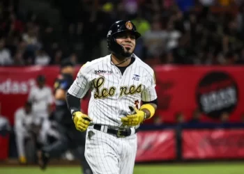 Caracas vuelve a la senda victoriosa al derrotar a Caribes