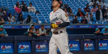 Caracas vapuleó a Bravos en el Monumental