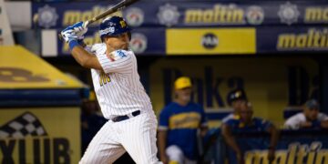 Magallanes ganó festival de batazos a los Tigres