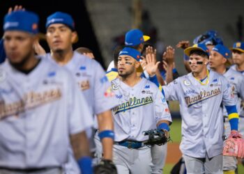 Magallanes suma tres victorias en fila al vencer a Bravos
