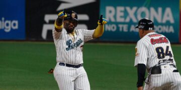 Caracas sigue en carrera al derrotar a los Tigres