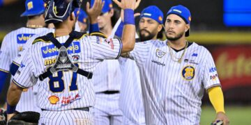 Caracas 9, Magallanes 10