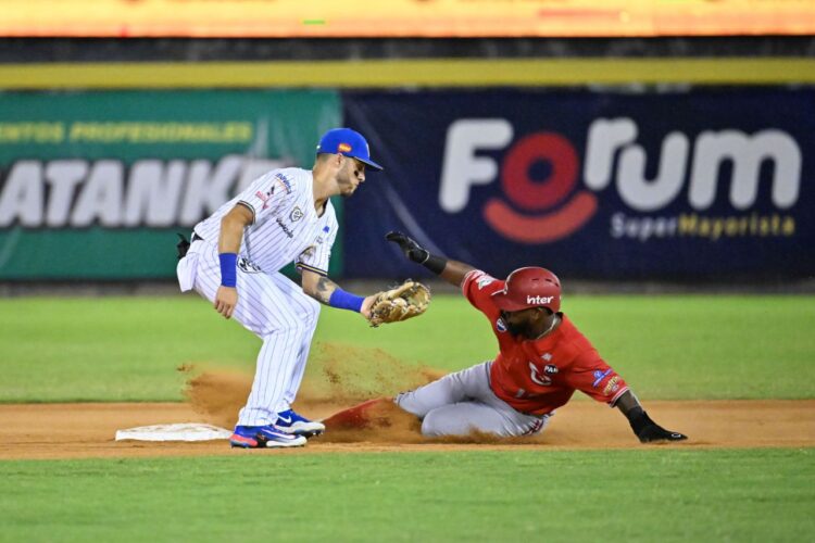 Magallanes 0, Lara 5