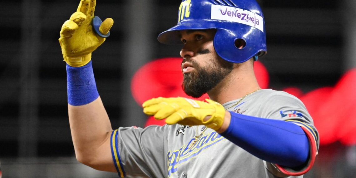 Zulia 10, Magallanes 12