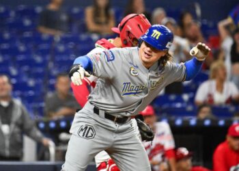 Magallanes se titula en el «Choque de Gigantes» en Miami