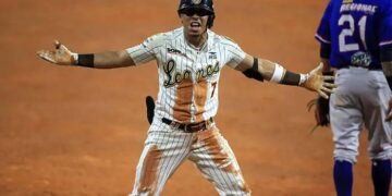 Tiburones 8, Leones 9