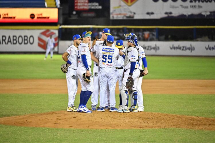 Aragua 4, Magallanes 2