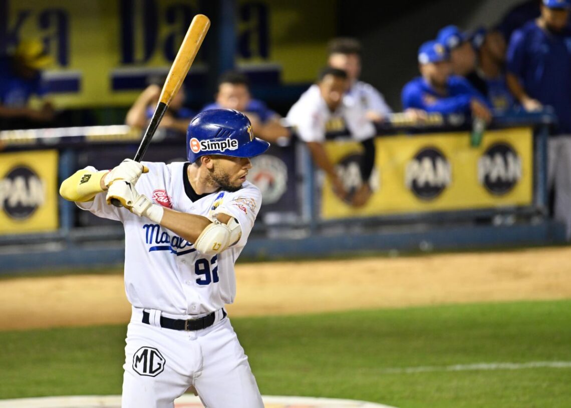 Magallanes 4, Caracas 3