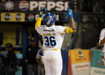 Carlos Rodríguez en victoria del Magallanes ante los Leones del Caracas