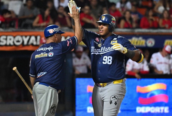 Magallanes 12, Caribes 4